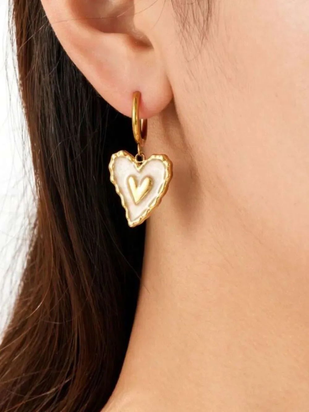 Heart HoopโEarrings M1897